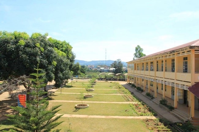 Đời sống tại thị trấn Nam Ban khá phát triển